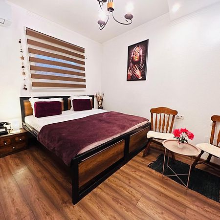 Hotel Fjorr Призрен Екстериор снимка