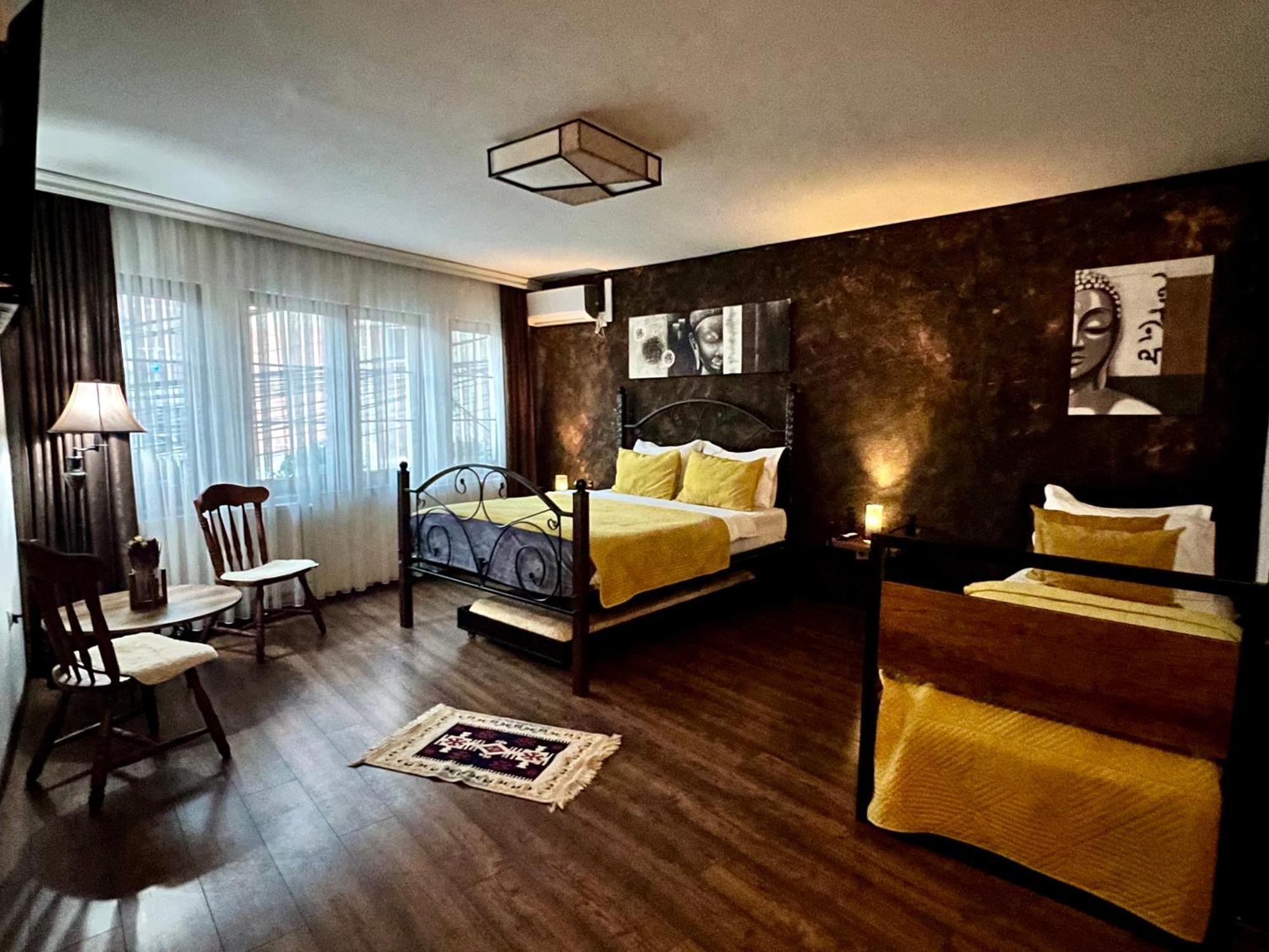 Hotel Fjorr Призрен Екстериор снимка