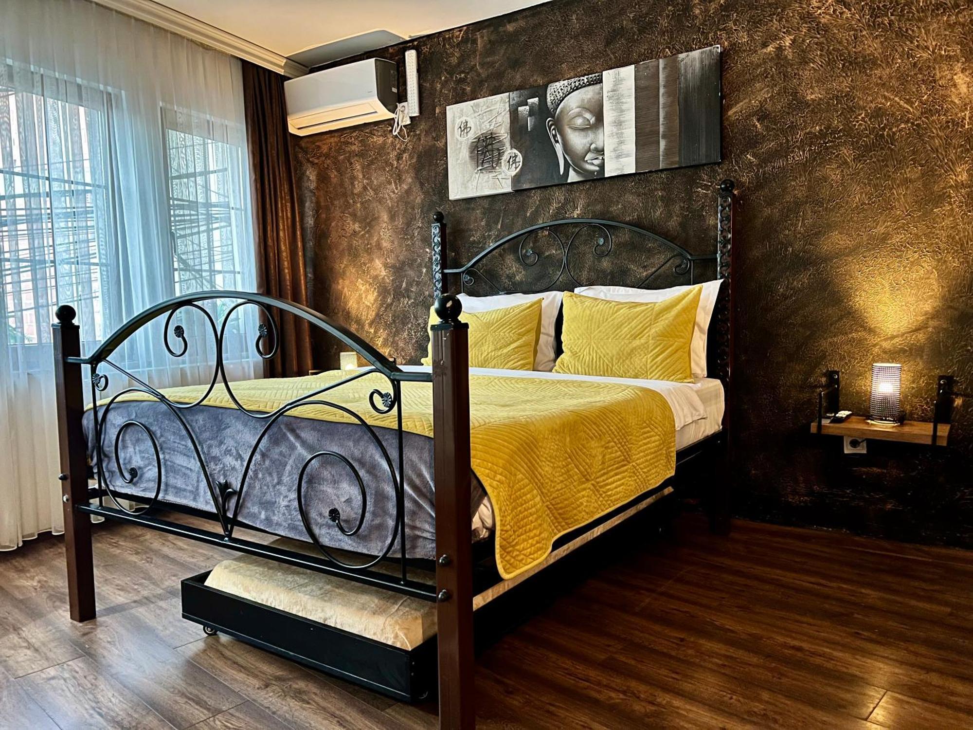 Hotel Fjorr Призрен Екстериор снимка